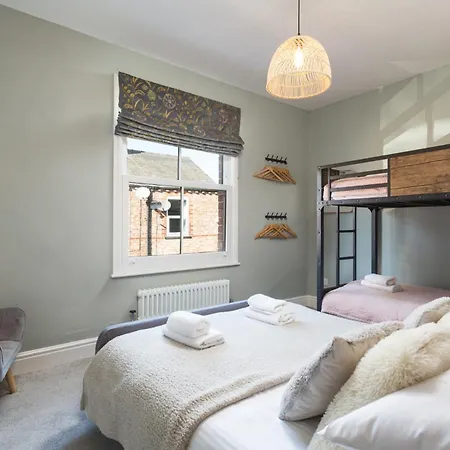 Apartman 2 Bedroom Townhouse *